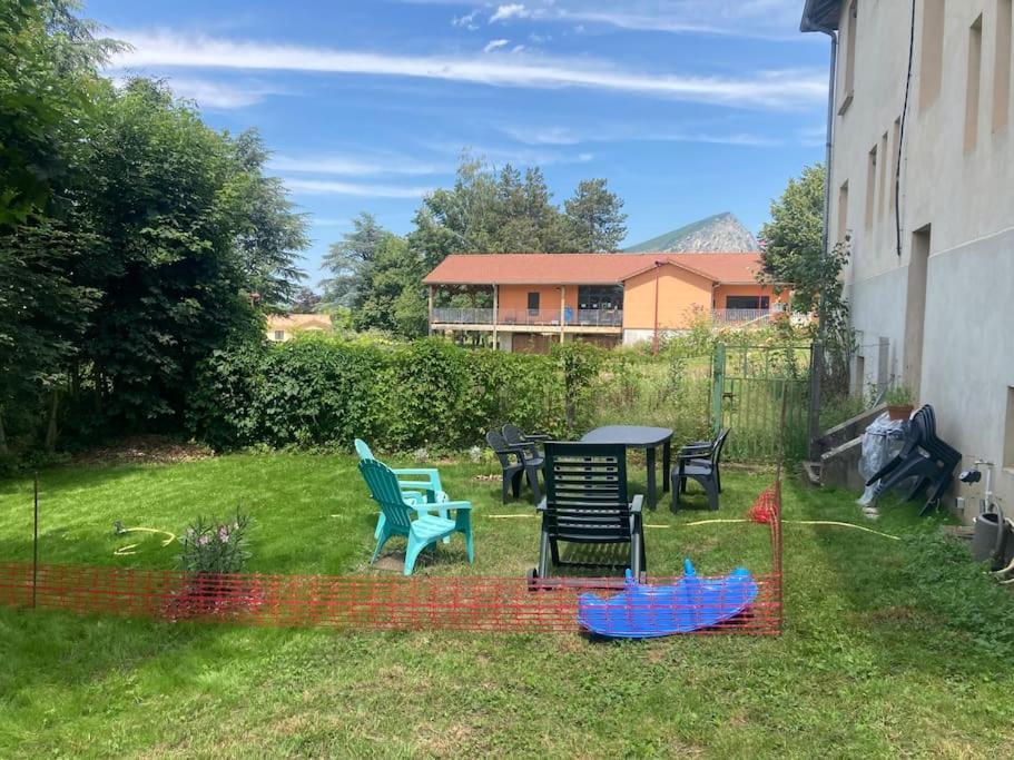 Logement Cosy Et Jardin Saint-Laurent-en-Royans Εξωτερικό φωτογραφία